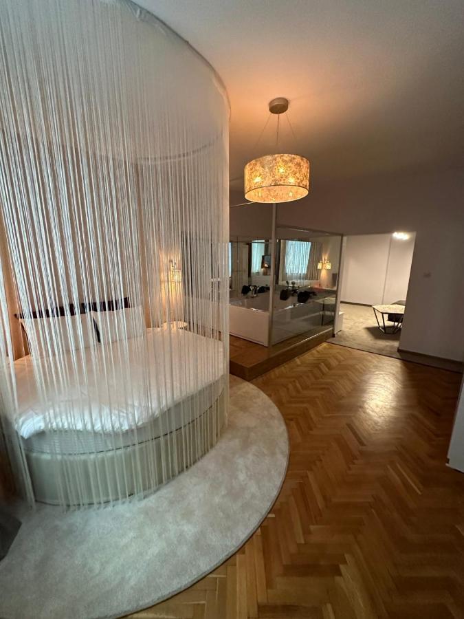 Luxury Apartment With Jacuzzi Sofia Exteriör bild