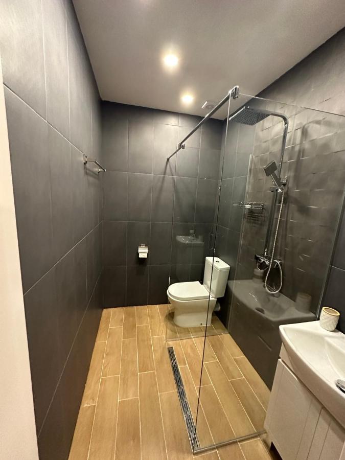 Luxury Apartment With Jacuzzi Sofia Exteriör bild